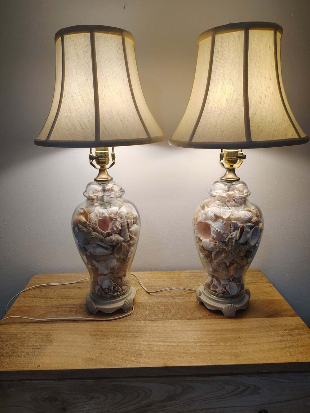 VTG Seashell Filled Glass Table Lamps Coastal Beach Lake Cottage Shell Decor 2X